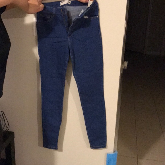 Blue High-waisted Garage Jeans Barely Worn - Picture 3 of 3
